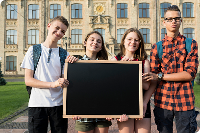 Un nou programa de beques dona suport als joves talents de Cambrils